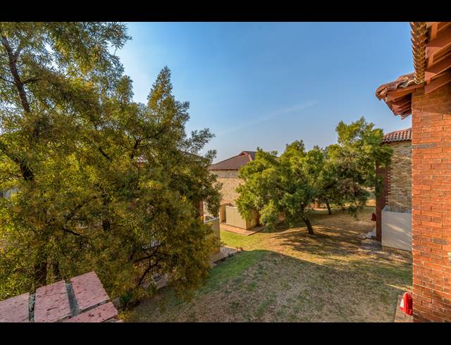 2 BEDROOM APARTMENT TO LET IN KENGIES